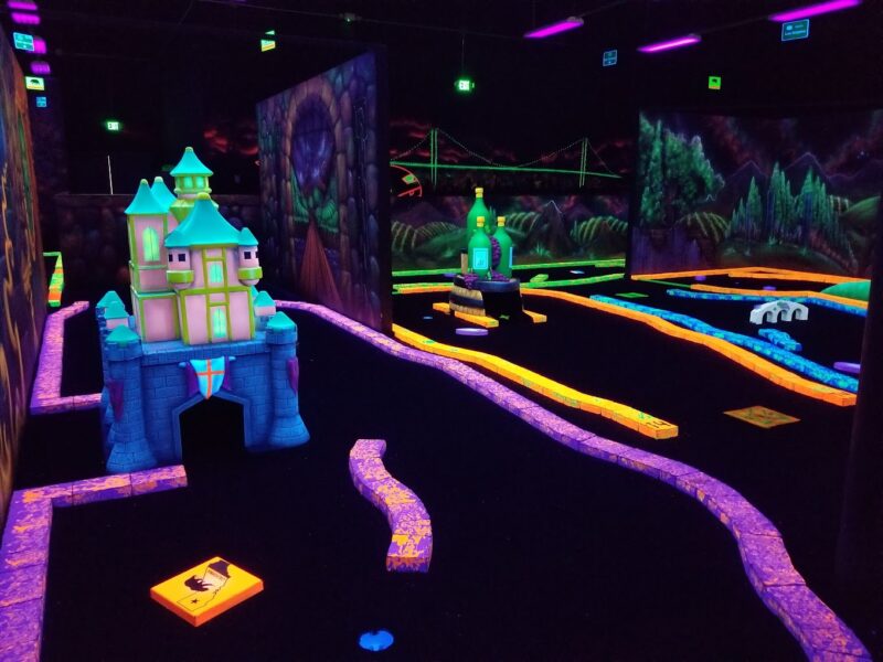 CaliGlo Indoor Entertainment